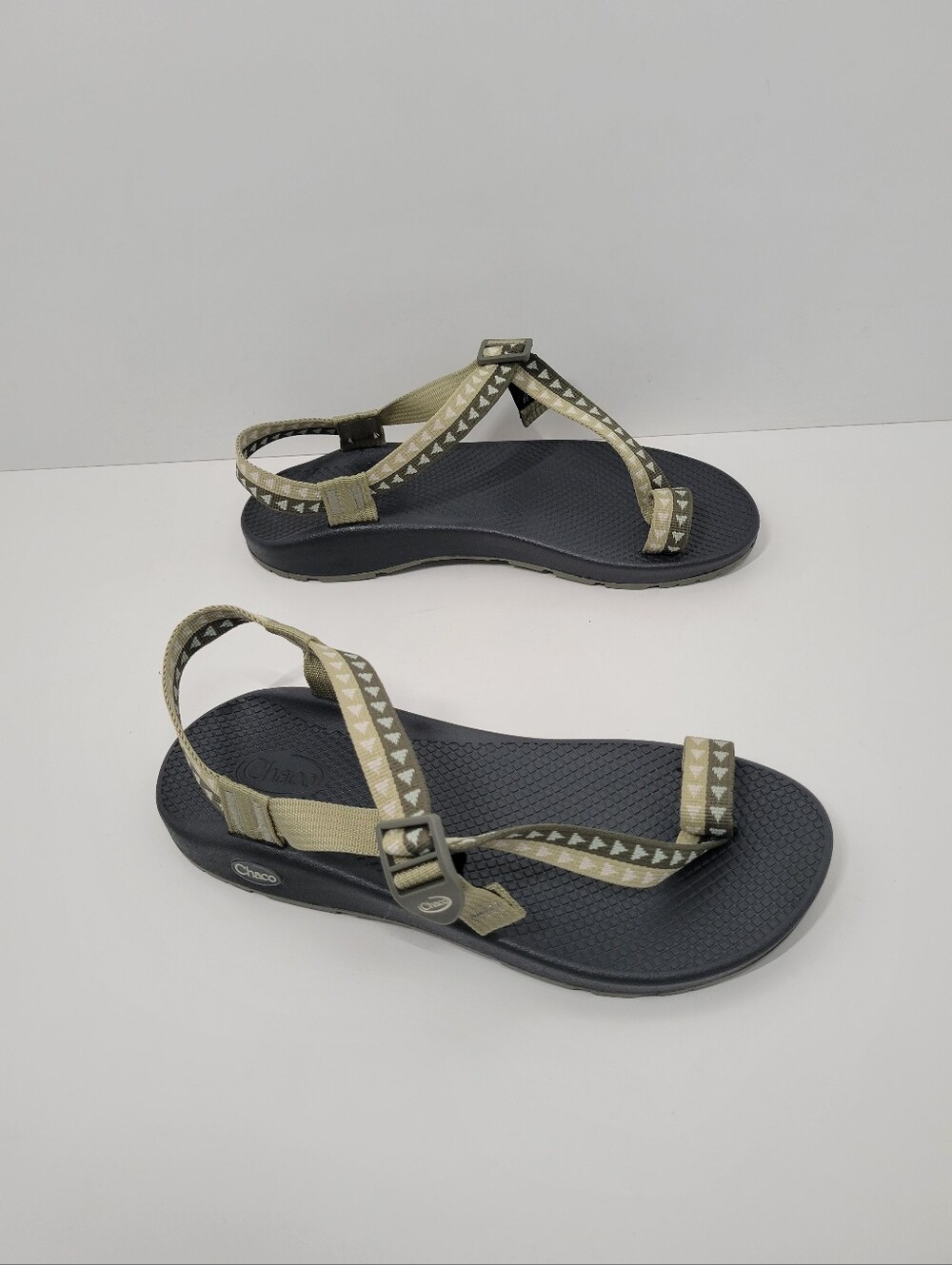 Chaco Bodhi Muted Sage Green Sandals Women Size 10